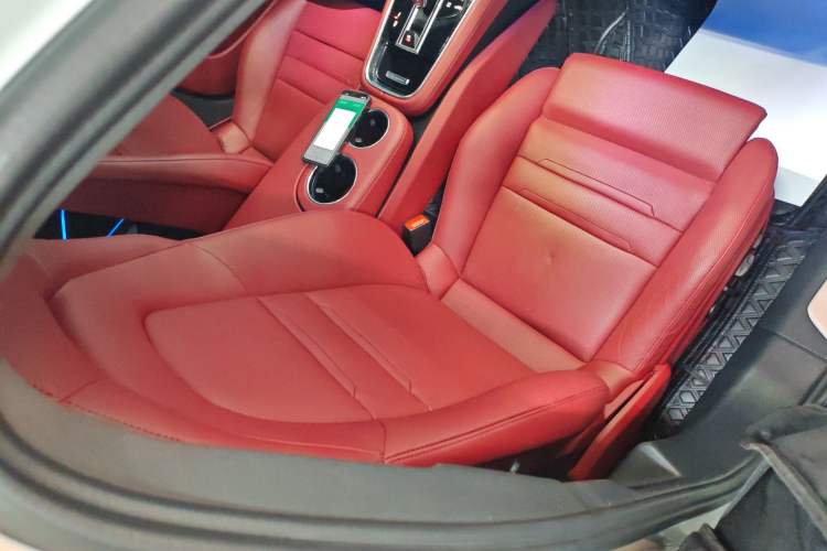 Used Porsche Panamera 2021 Panamera Executive Long Wheelbase 2.9T Right Front Seat