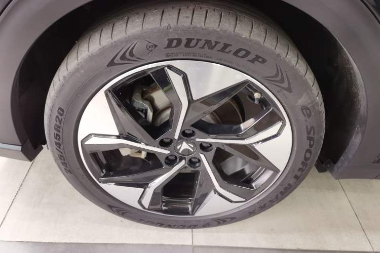 Used ARCFOX Alpha T 2023 688E+ Forest Edition 160kW Left Front Wheel Hub