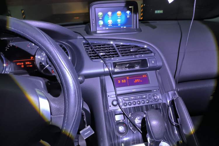 Used Peugeot 3008 2013 2.0L Automatic Trend Edition Audio And AC Panel