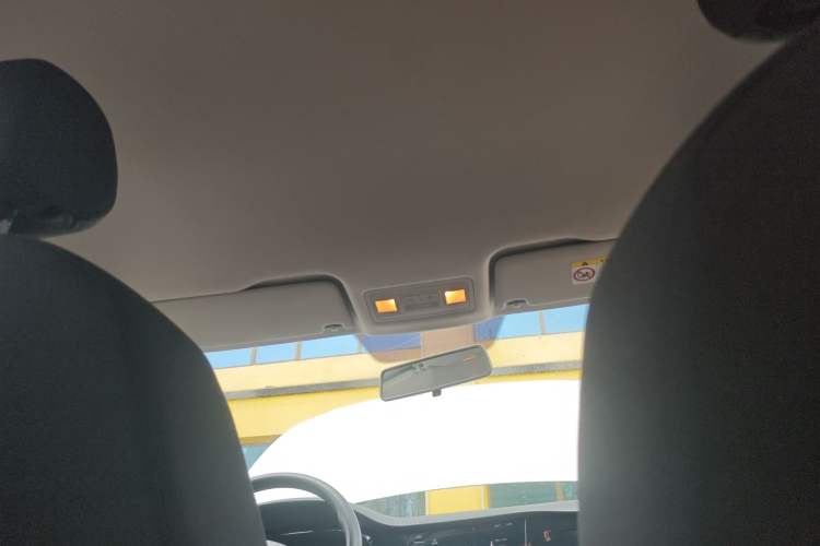 Used Volkswagen Bora 2021 1.5L Automatic Fashionable Smart Connectivity Version Headliner