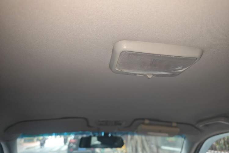 Used Great Wall Wingle 5 2014 2.4L European Version Two-Wheel Drive Entry-Level Big Double-Cab 4G69S4N
