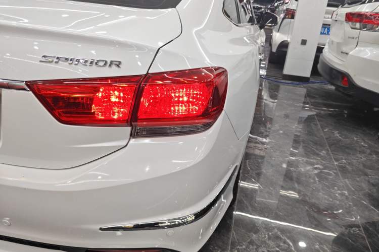 Used Honda Spirior 2017 2.0L Classic Edition
