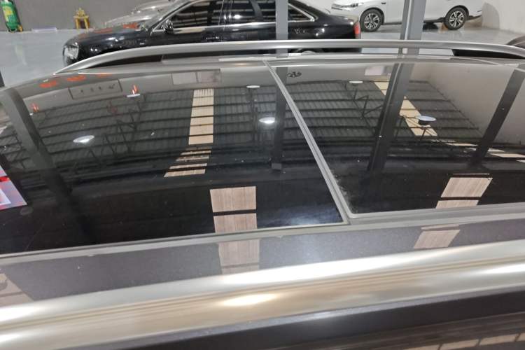 Used Volkswagen Tayron GTE Plug-in Hybrid 2023 280TSI Luxury Plus Advanced Edition Roof