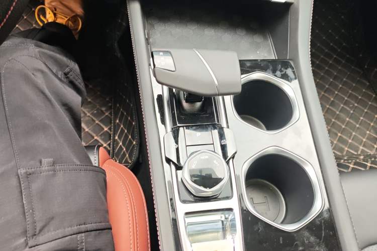 Used CHANGAN Eado 2023 Changan Edition PLUS Blue Whale NE 1.4T GDI DCT Prestige Version
