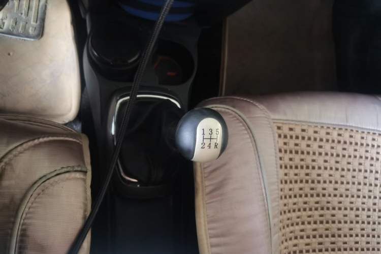 Used Great Wall M4 2012 1.5L Manual Luxury Version Gear Lever
