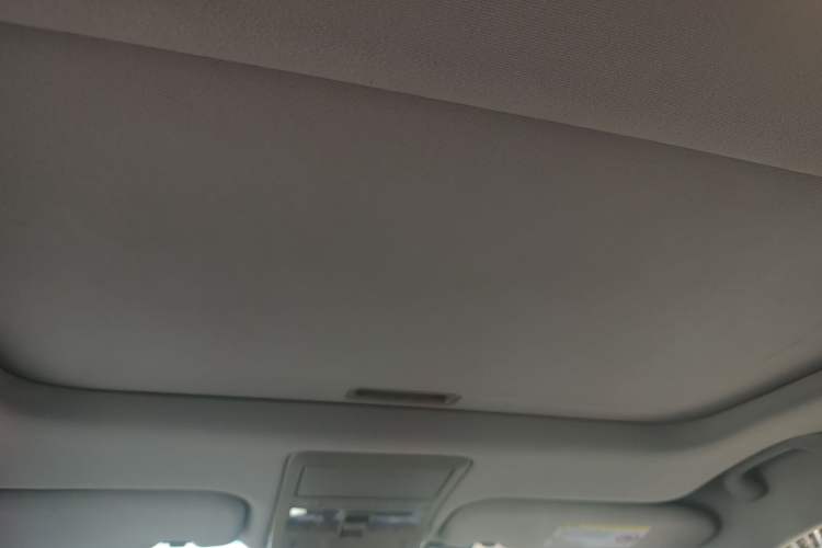 Used Chevrolet Captiva 2014 2.4L 4x4 Flagship Edition 7 Seats Headliner