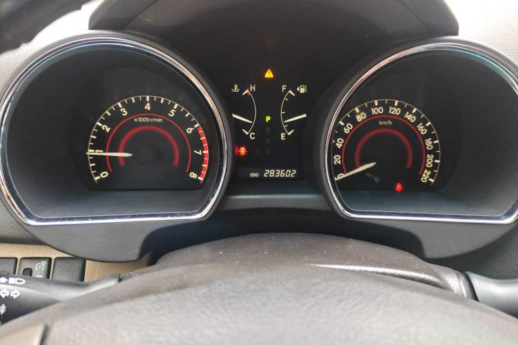 Used Toyota Highlander 2011 2.7L Two-Wheel Drive 7-Seater Luxury Navigation Edition
