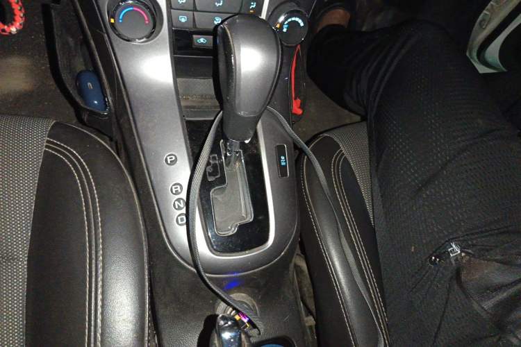 Used Chevrolet Cruze 2013 Hatchback 1.6T Automatic Flagship Model
