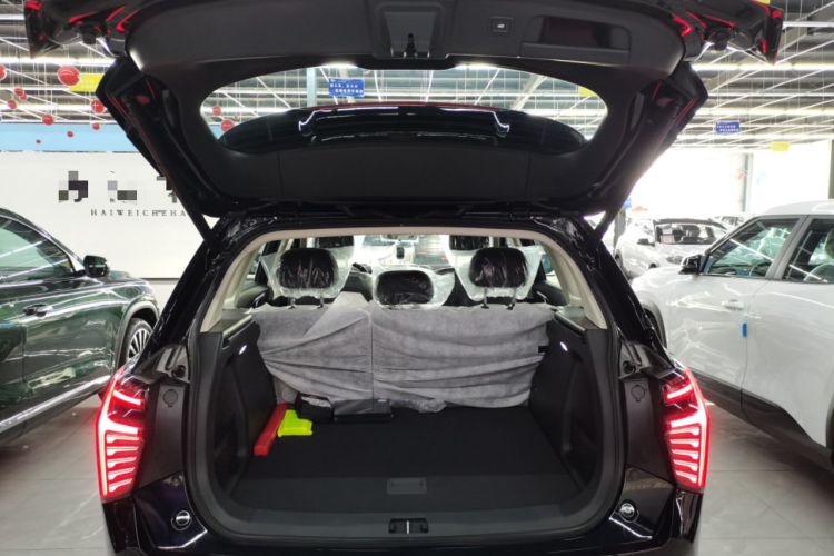 Used Hongqi HS3 PHEV 2025 Model 117km Jingwei Edition Trunk