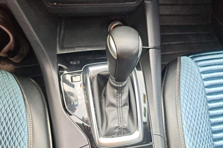Used Mazda 3 Axela 2016 Sedan 1.5L Automatic Luxury Model Gear Lever