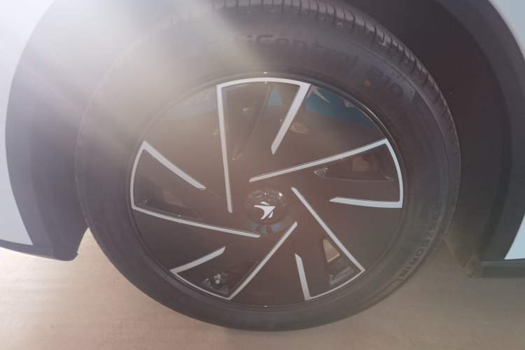 Used ARCFOX Alpha S5 2025 560PRO 185kW