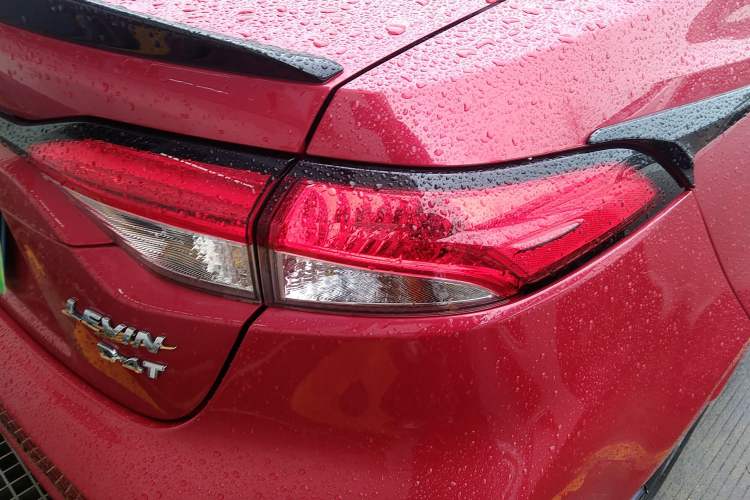 Used Toyota Levin 2019 185T CVT Luxury Edition China VI Standard Right Rear Taillight