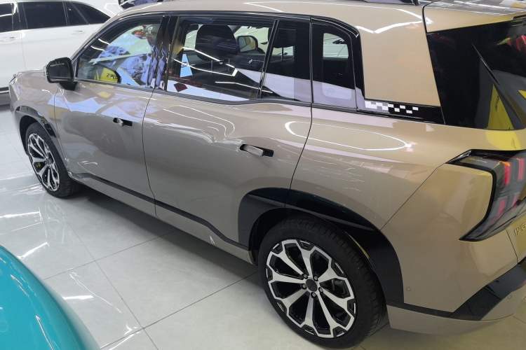 Used AION V 2024 Aion Tyrannosaurus 520 LiDAR Edition
