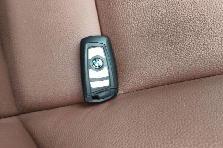 Used BMW 5 Series 2017 520Li Elegant Edition
