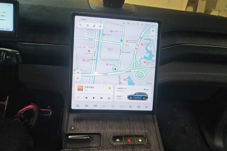 Used Nio ES7 2022 75 kWh Audio And AC Panel