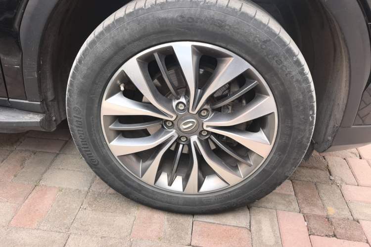 Used GAC Trumpchi GS8 2017 320T Four-Wheel Drive Luxury Smart Connectivity Version (7 Seats)