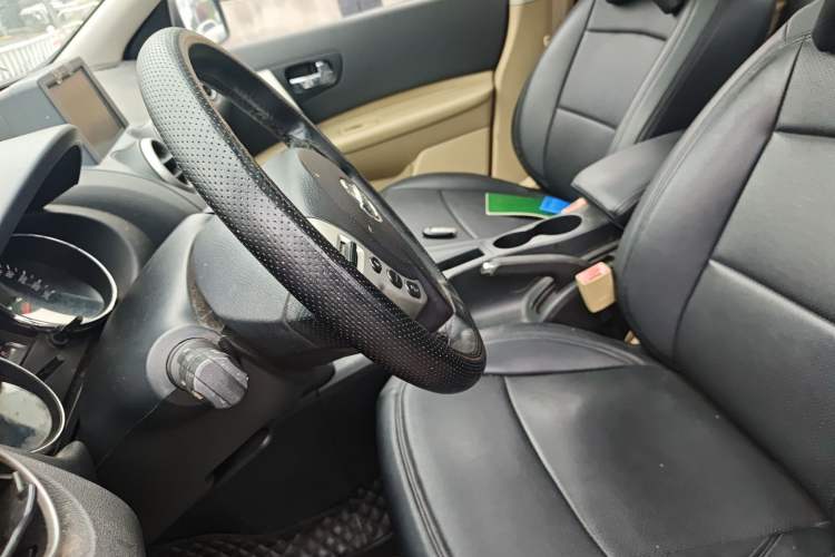 Used Nissan Qashqai 2011 2.0 XV Lea CVT 2WD
