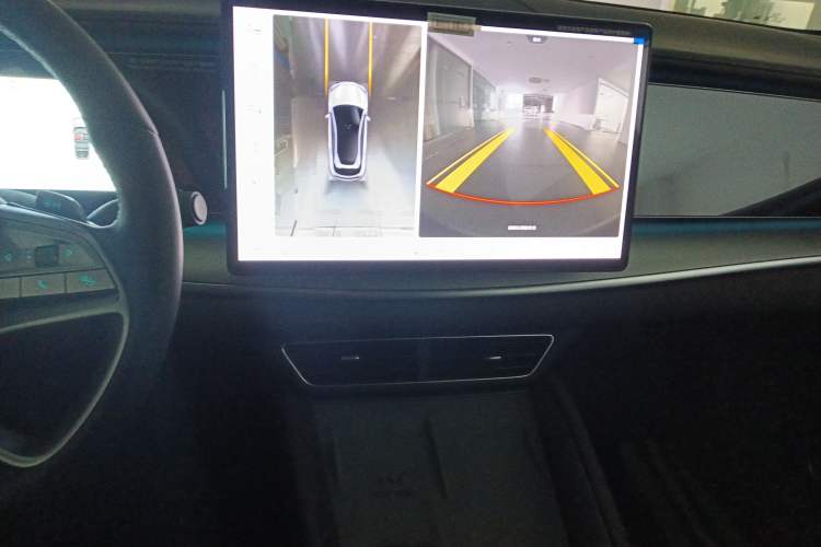 Used BYD Sealion 07 EV 2025 610 Intelligent Driving Edition Audio And AC Panel