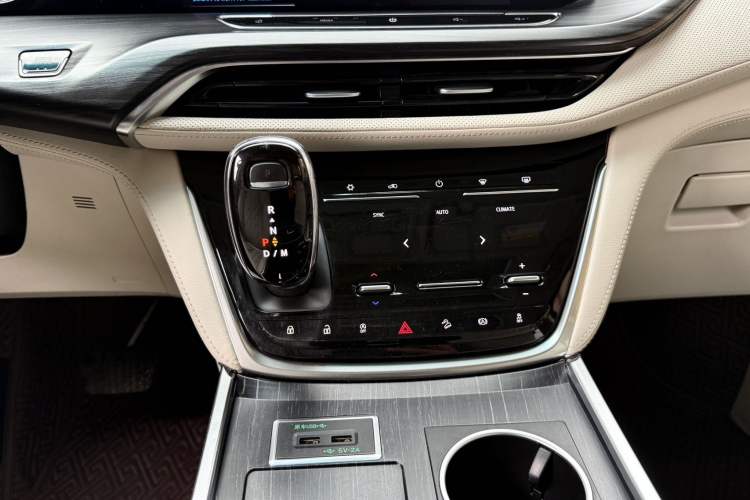 Used Buick GL8 2020 ES Land Cruiser 653T Comfort Edition
