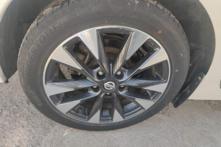 Used Nissan Lannia 2019 1.6L CVT Smart Connect Smart Cool Version China VI Standard