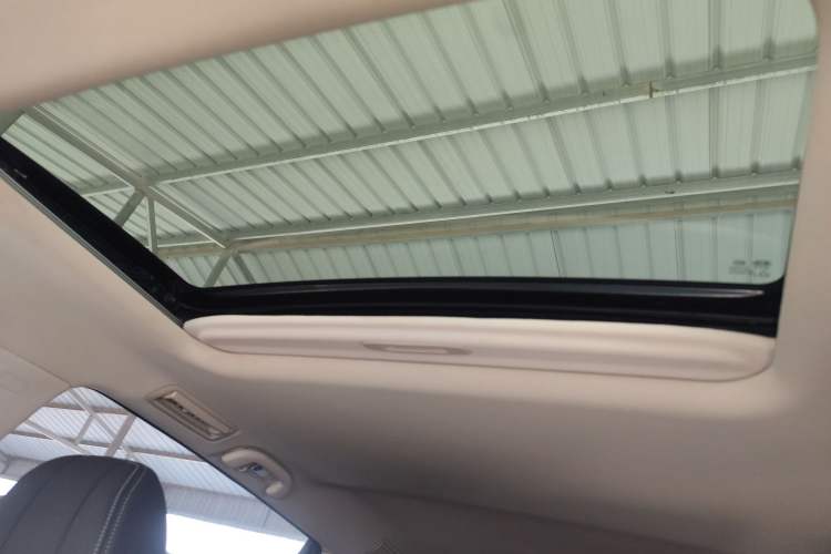 Used BYD Song MAX 2021 Upgraded Model 1.5T Automatic Luxury 7-Seater Headliner