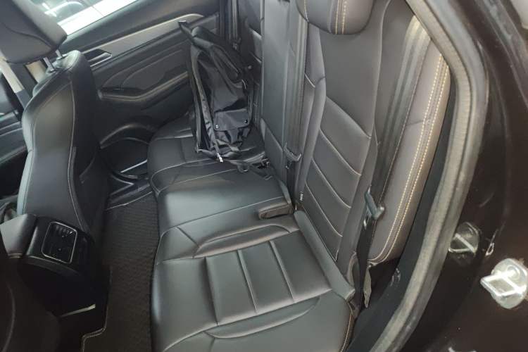 Used Haval F7x 2021 1.5T Two-Wheel Drive Smart Technology Edition Left Rear Seat