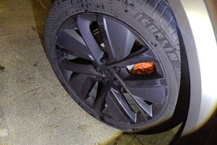 Used Li Auto L9 2022 Max model
