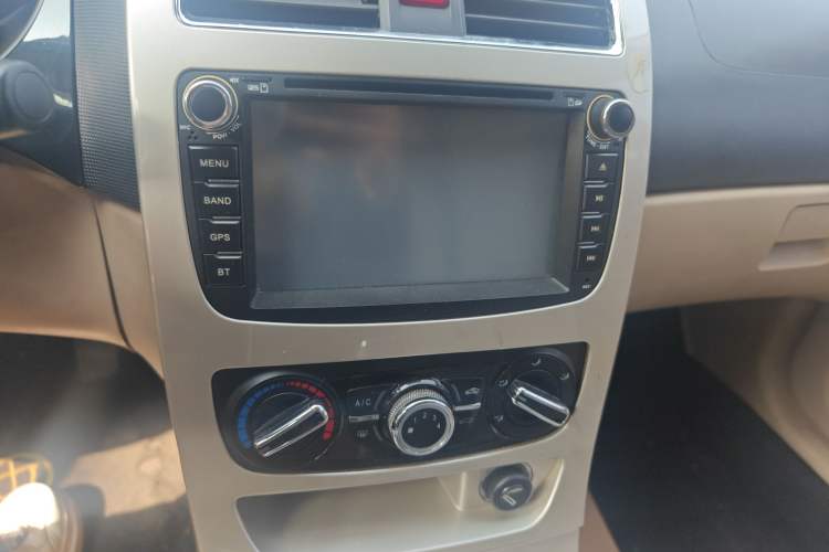 Used Brilliance H330 2013 1.5L Manual Comfort Model
