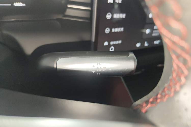 Used Hima AITO M5 2025 Extended-Range Ultra All-Wheel-Drive Version Gear Lever