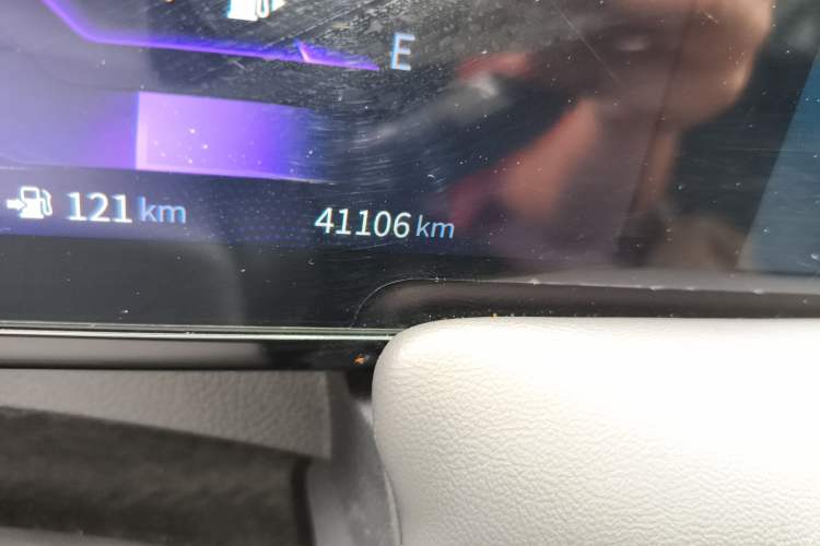 Used Venucia V 2023 260T Idol Edition Pro Odometer Close Up