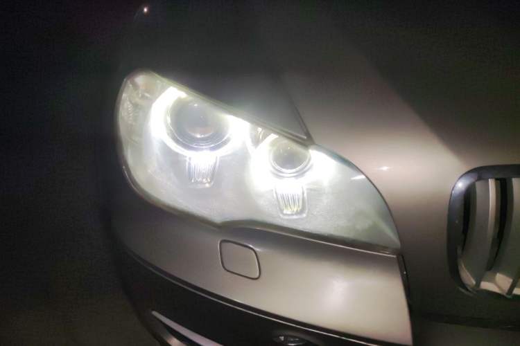 Used BMW X5 2011 xDrive35i Leading Model