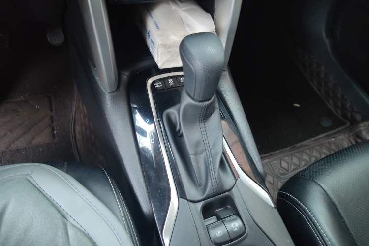 Used Toyota Corolla Cross 2023 Dual-Motor 2.0L Pioneer Edition