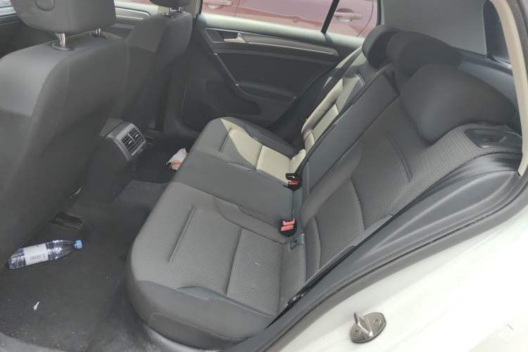 Used Volkswagen Golf 2017 230TSI Automatic Comfort Edition – Celebrating Milestone of One Million Units
