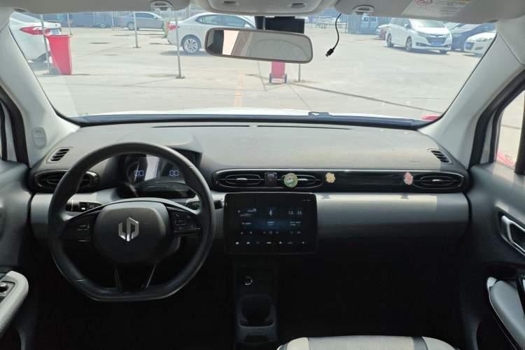 Used Leapmotor T03 2024 310 Comfort Edition Center Console