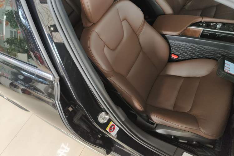 Used Volvo S90 2022 B5 Zhiyi Luxury Edition