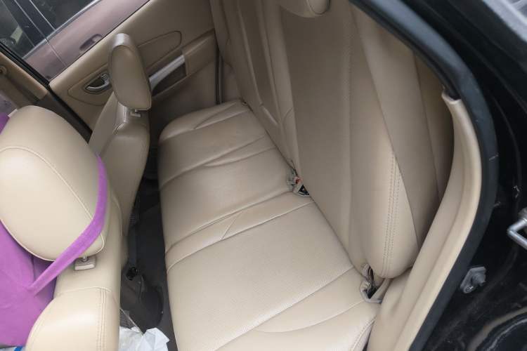 Used Hyundai Tucson 2009 2.0L Automatic Two-Wheel Drive with Sunroof