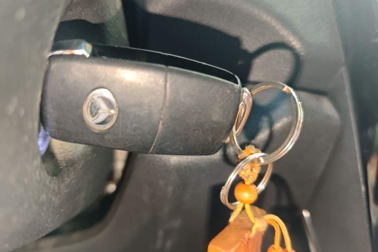 Used HYOSOW S3 2014 1.5L Comfort Version China IV Emission Standard Vehicle Key