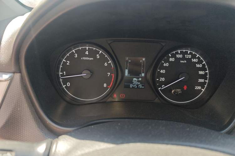 Used Hyundai Verna (older generation) 2017 1.4L Manual Refreshed Version China VI Standard Instrument Cluster