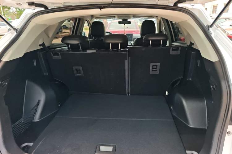 Used Soueast DX7 2018 Prime 1.8T DCT Prestige Model China V Standard Trunk