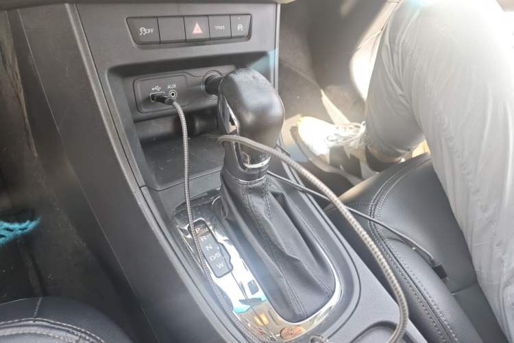 Used Roewe 360 2015 20T TST Deluxe Edition