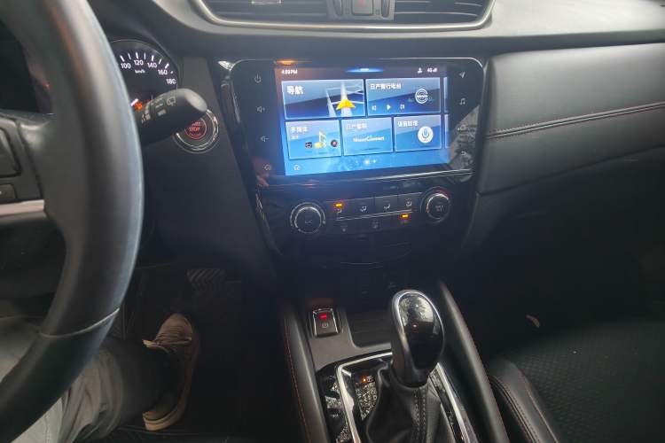 Used Nissan Qashqai 2019 2.0L CVT Luxury Edition Audio And AC Panel