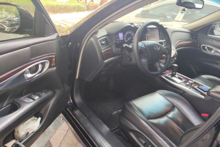 Used Infiniti Q70 2017 Q70L 2.5L Enjoyment Edition