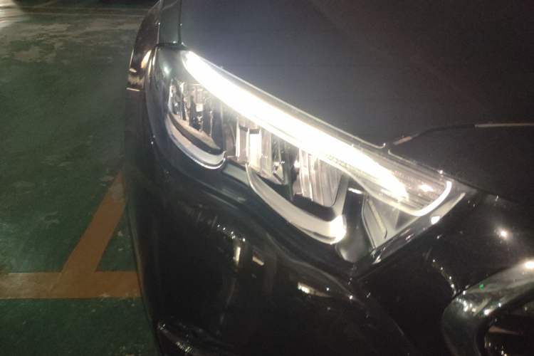 Used Mercedes-Benz E-Class New Energy 2024 E 350 e L Plug-in Hybrid Sedan
