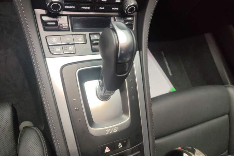 Used Porsche 718 2020 Boxster 2.0T Gear Lever