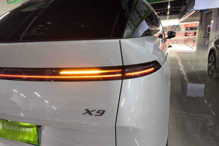 Used XPeng X9 2025 740 Ultra-Long Range Max