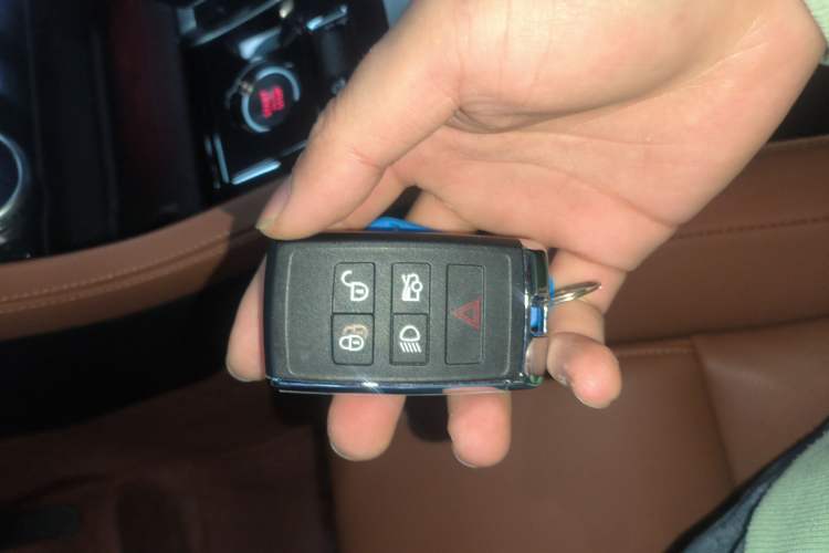 Used Jaguar XFL 2022 XFL 2.0T P250 Two-Wheel-Drive Elite Sport Edition Interior 1