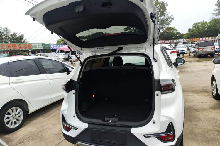 Used Changan CS15 2021 1.5L Manual Entry-Level Trim