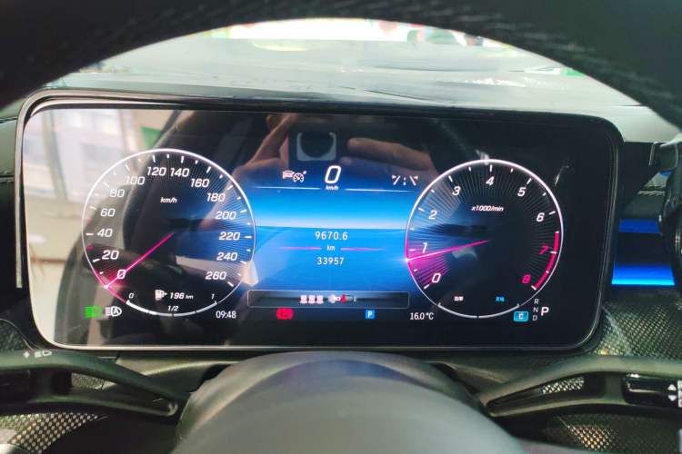 Used Mercedes-Benz C-Class 2024 Second Facelift C 260 L Sport Edition Instrument Cluster