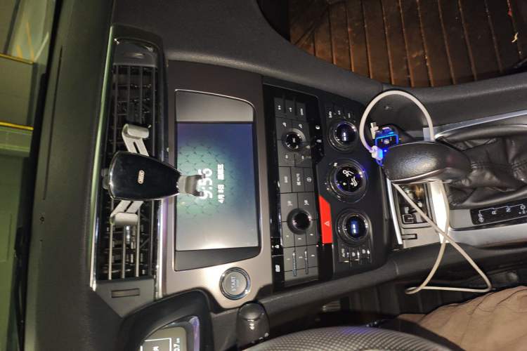 Used DS 6 2017 1.6T Luxury Edition THP160 Audio And AC Panel