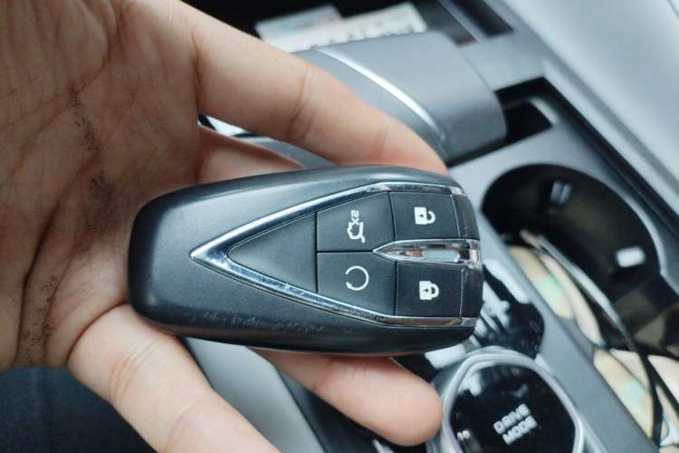 Used CHANGAN CS75 PLUS 2023 3rd Generation 1.5T Automatic Prestige Model
